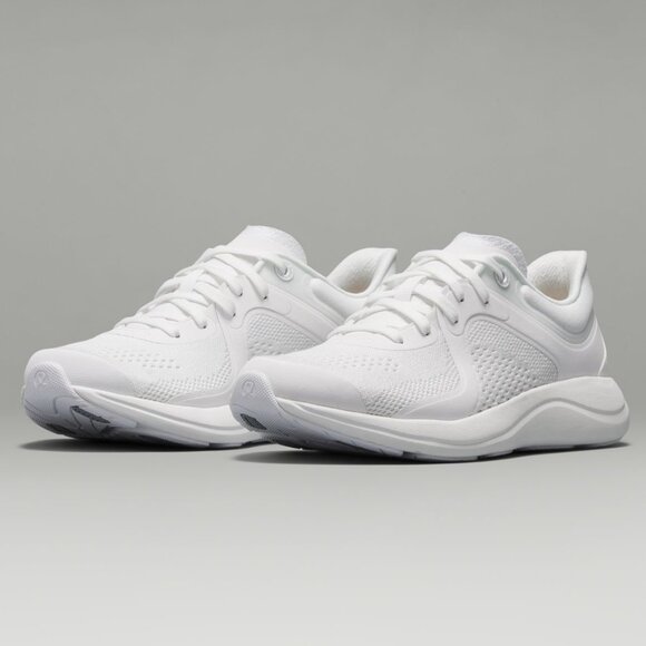 Lululemon Chargefeel Workout Low Top Women's White Sneakers Size: 7.5 - Picture 1 of 16